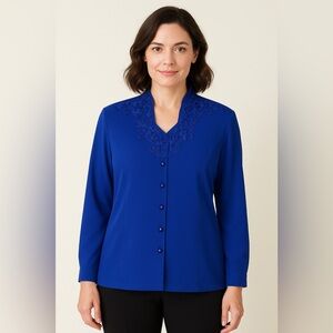 Women top button down Liz Baker NWT blue